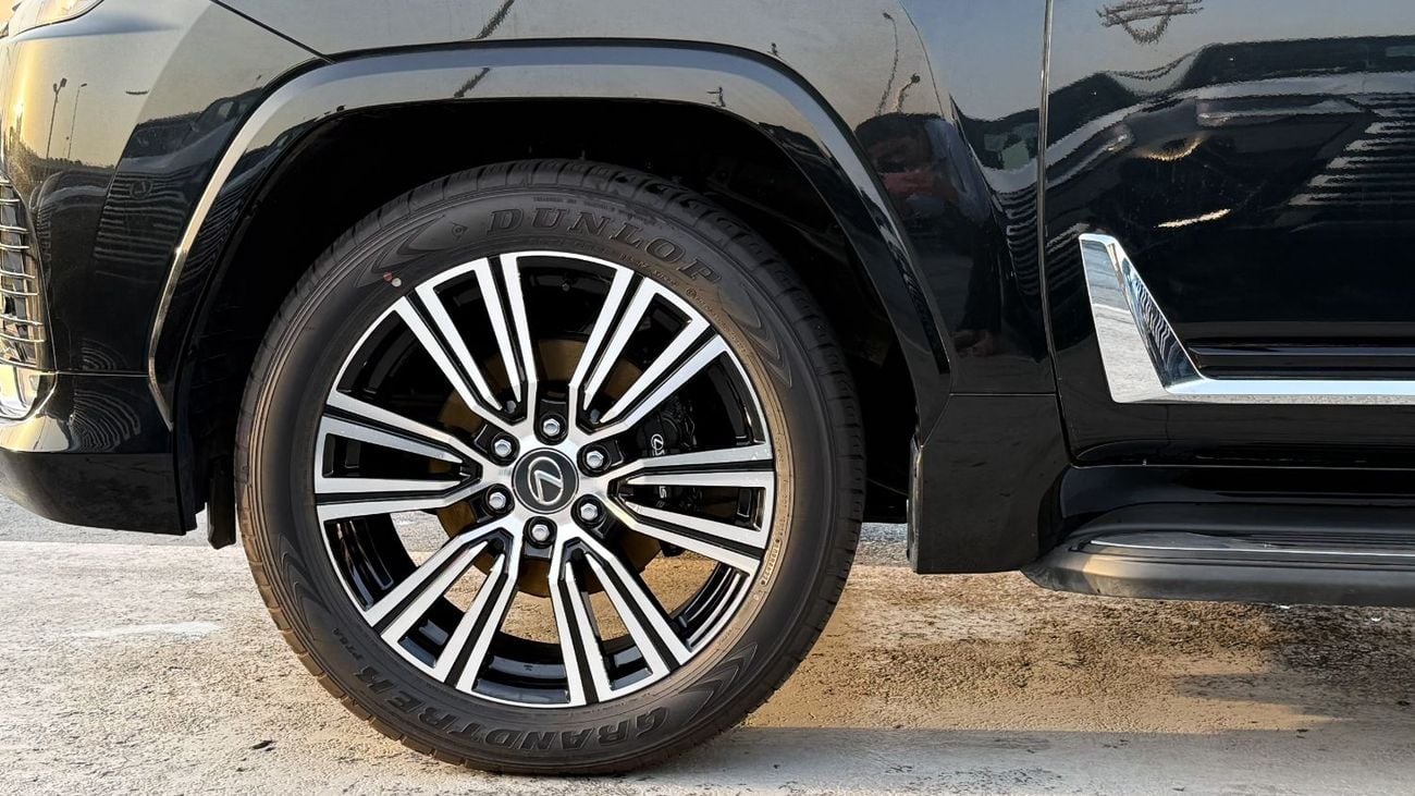 Lexus LX600 SIGNATURE