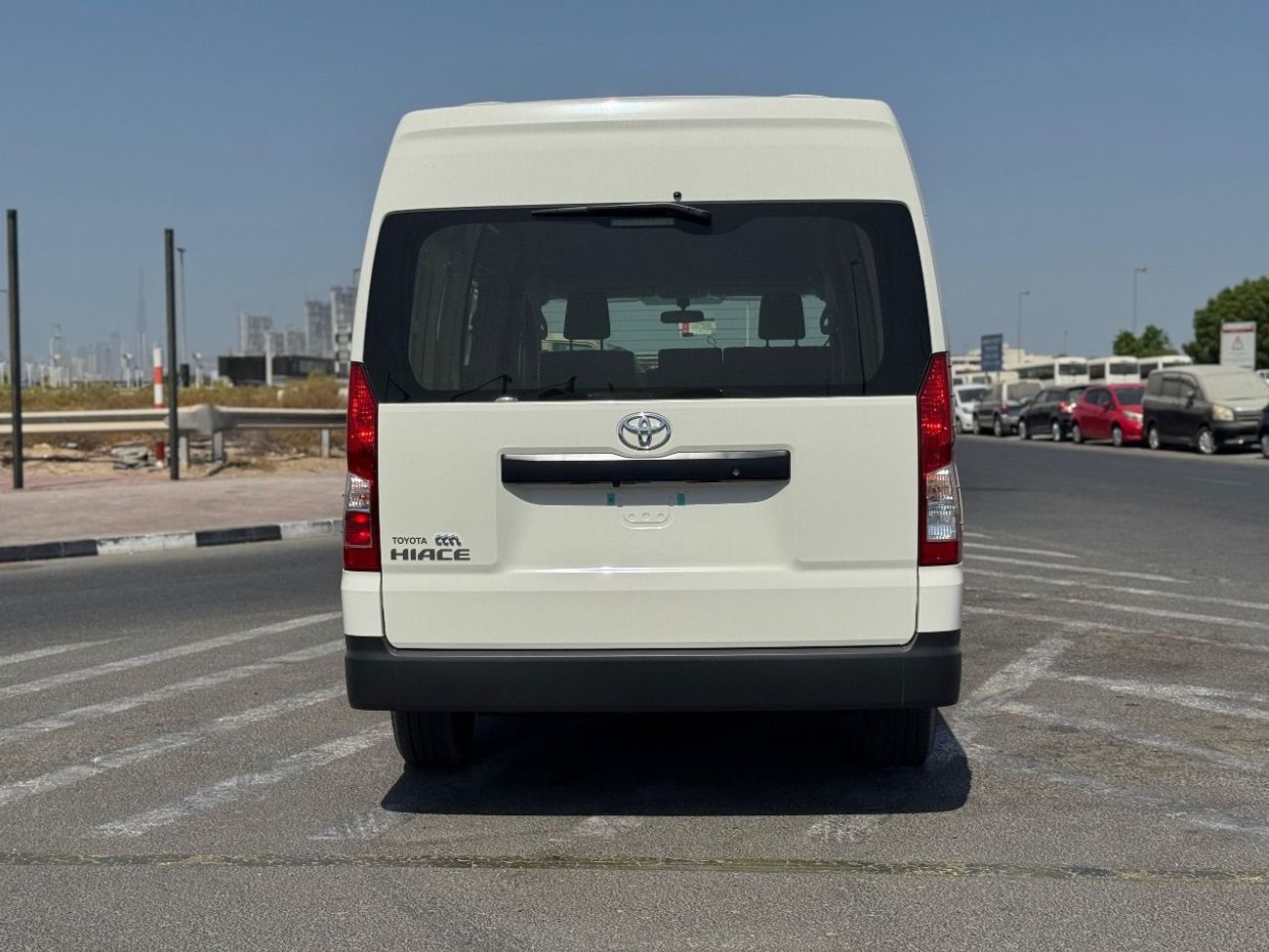 Toyota Hiace Hiace 3.5 MT petrol 2026