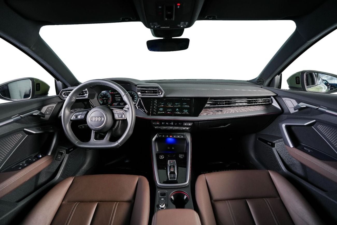 Audi A3 35 TFSI S Line 1.4L S line-GCC-District Green--Audi warranty & service valid till 2030