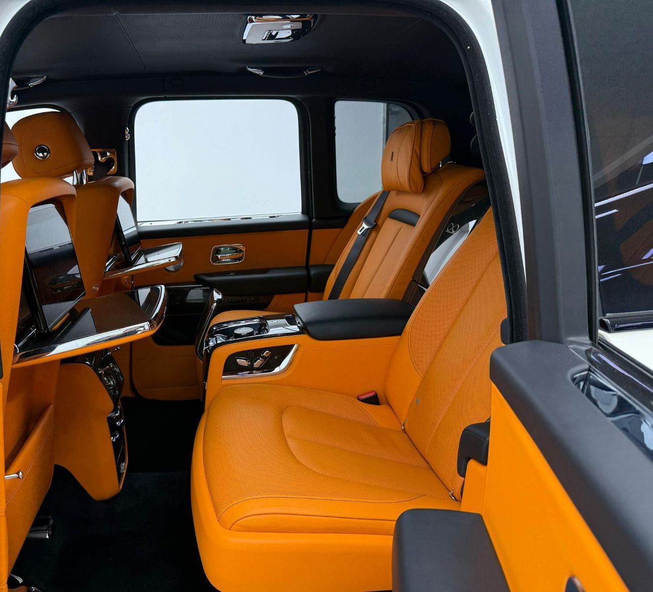 رولز رويس كولينان 2022 Rolls Royce Cullinan Black Badge, Warranty, Full Service History, Fully Loaded, Canadian