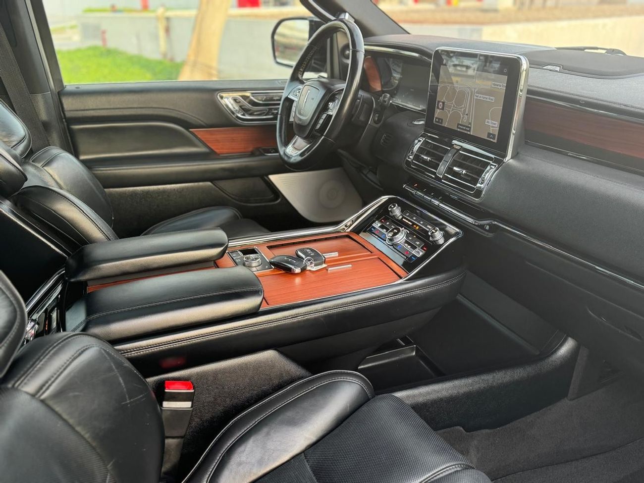 Lincoln Navigator Reserve LINCOLN NAVIGATOR 2018 GCC FULL SERVICE HISTORY