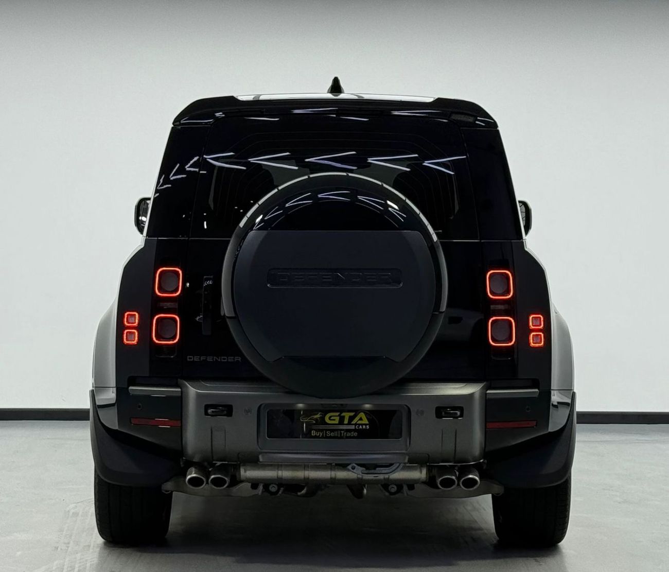 Land Rover Defender 2024 Land Rover Defender 110 P525 Carpathian Edition, 2029 LR Warranty + Service Pack, Low Km, GCC