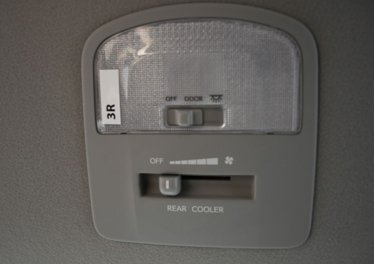 تويوتا فورتونر 2.4L V4 Diesel Automatic  7 Seats GCC (Ready Stock)