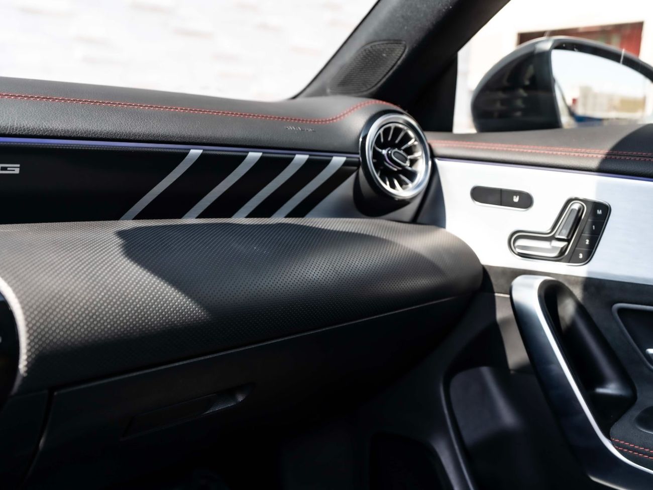 Mercedes-Benz CLA 35 AMG 4MATIC