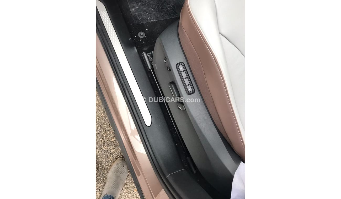 Volkswagen ID.6 PRO 2022