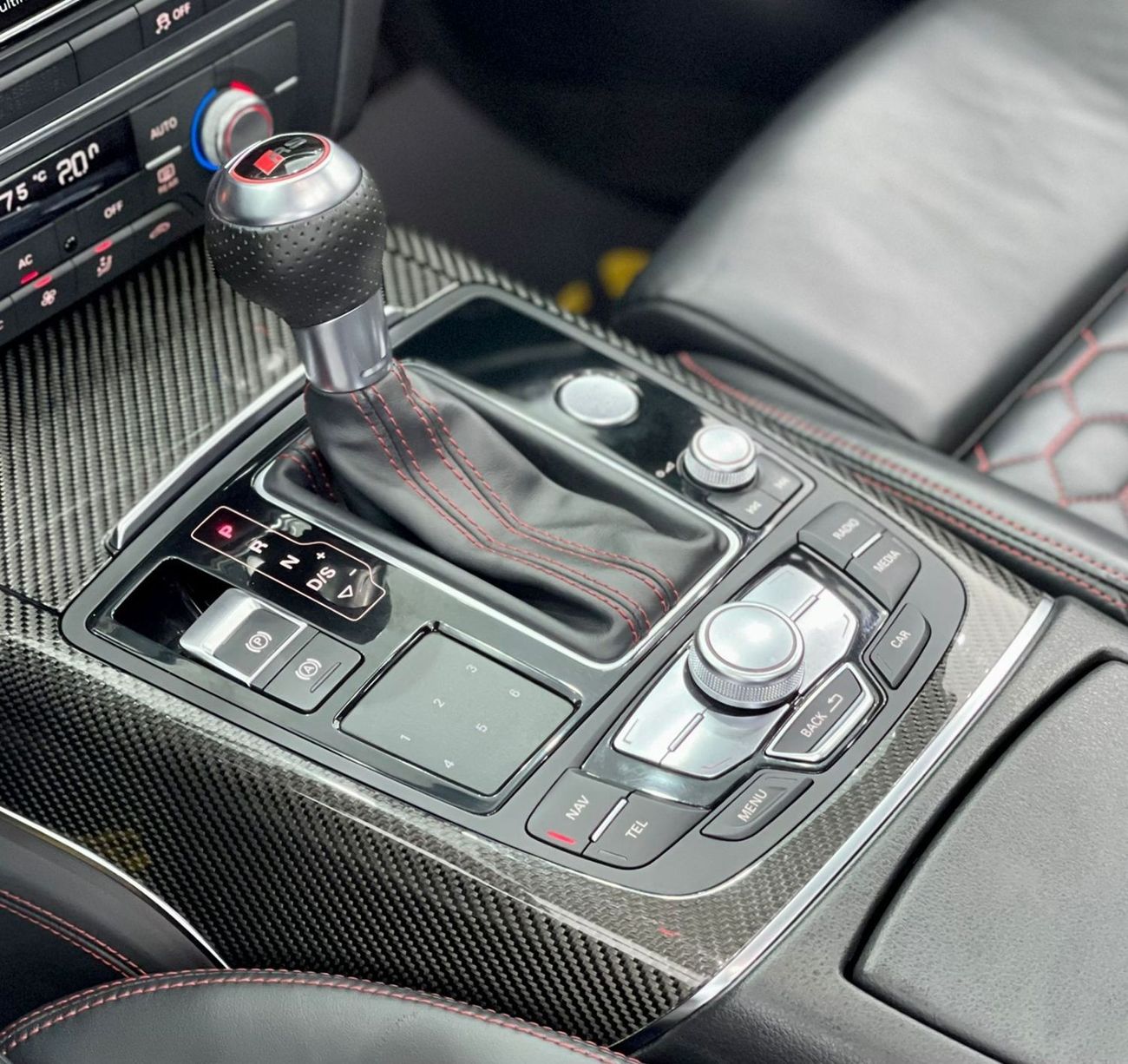 Audi RS6 2014 Audi RS6 Avant, Full Service History, Warranty, GCC