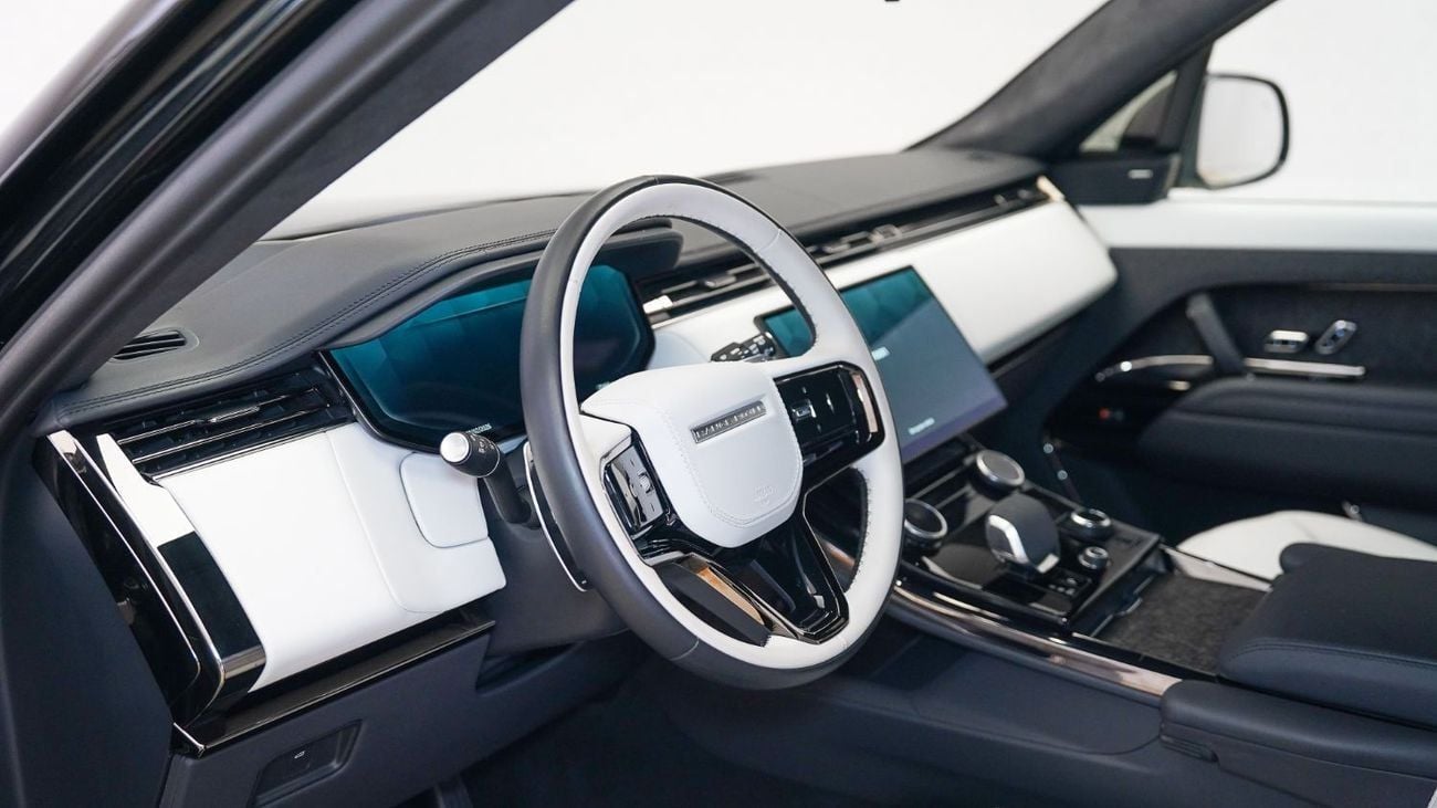 لاند روفر رينج روفر سبورت Range Rover Sport P530 First Edition | AED 7,825 PM | Forged Carbon, Warranty 2029 | Ramadan Offer