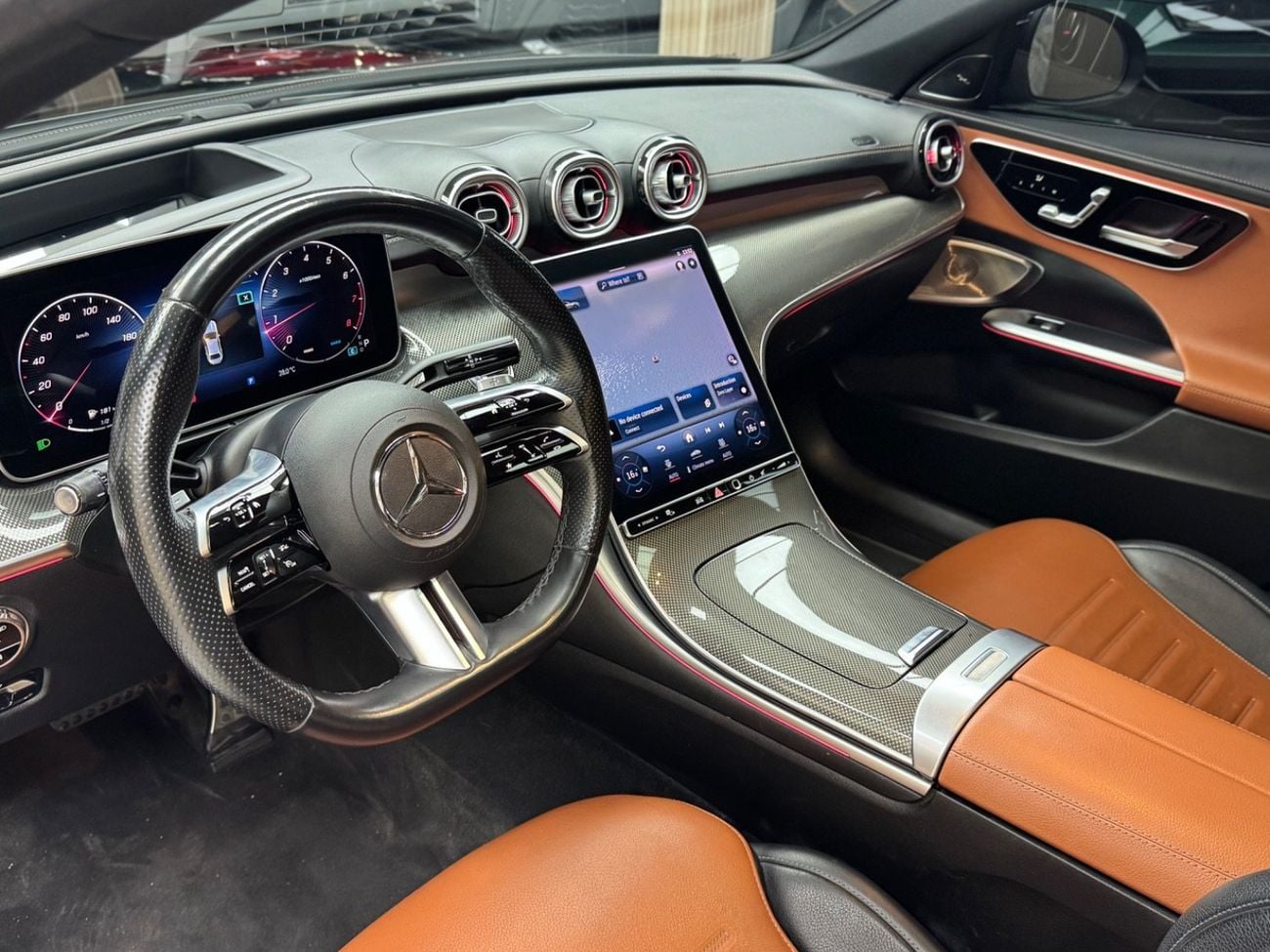 Mercedes-Benz C 200 Premium 2.0L