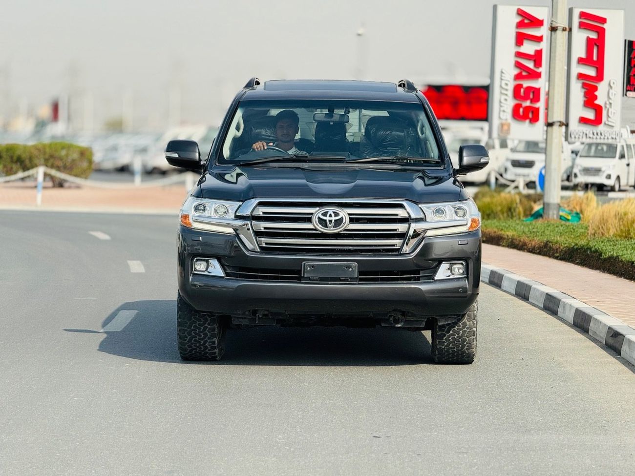 Toyota Land Cruiser VXR top of the range