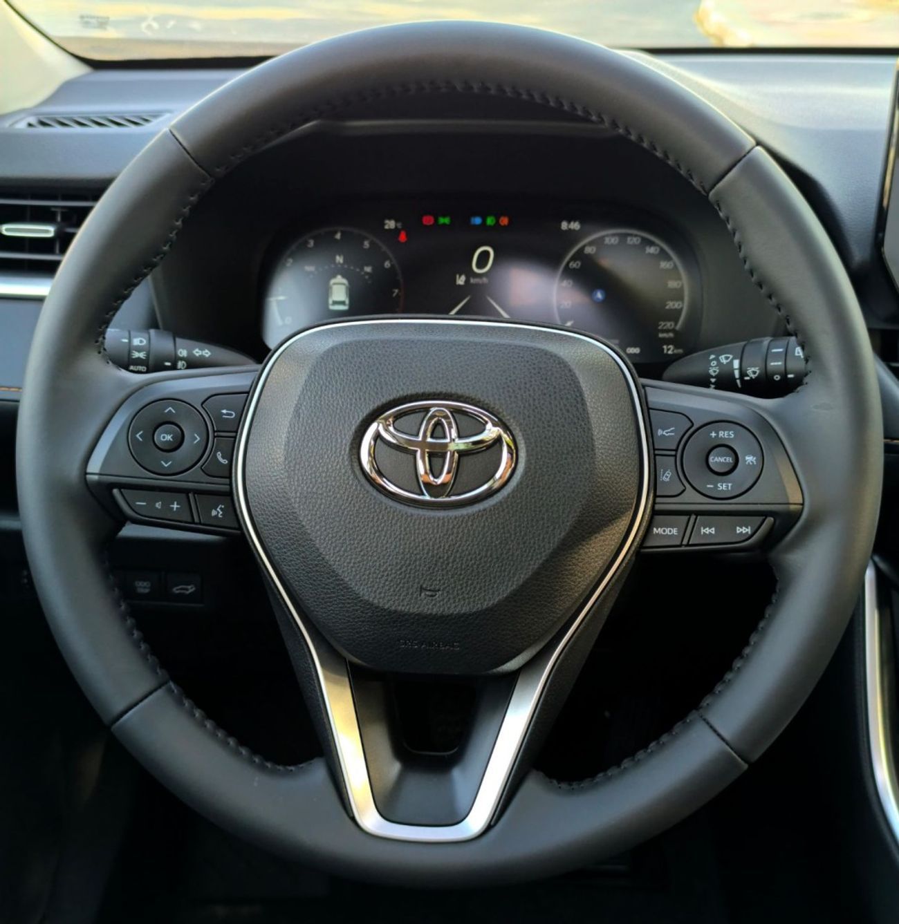 Toyota RAV4 2.0 FULL OPTION PANORAMA