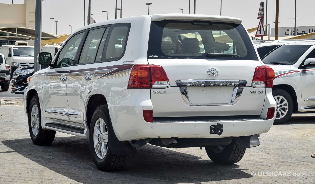 Toyota Land Cruiser VX.R V8 5.7