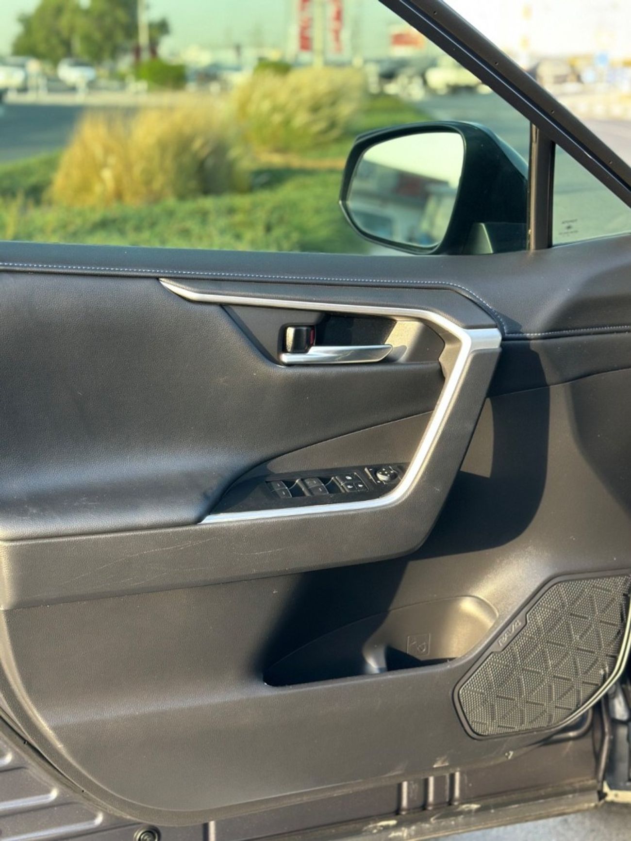 تويوتا راف ٤ Hybrid TOYOTA RAV4 XSE Full Option