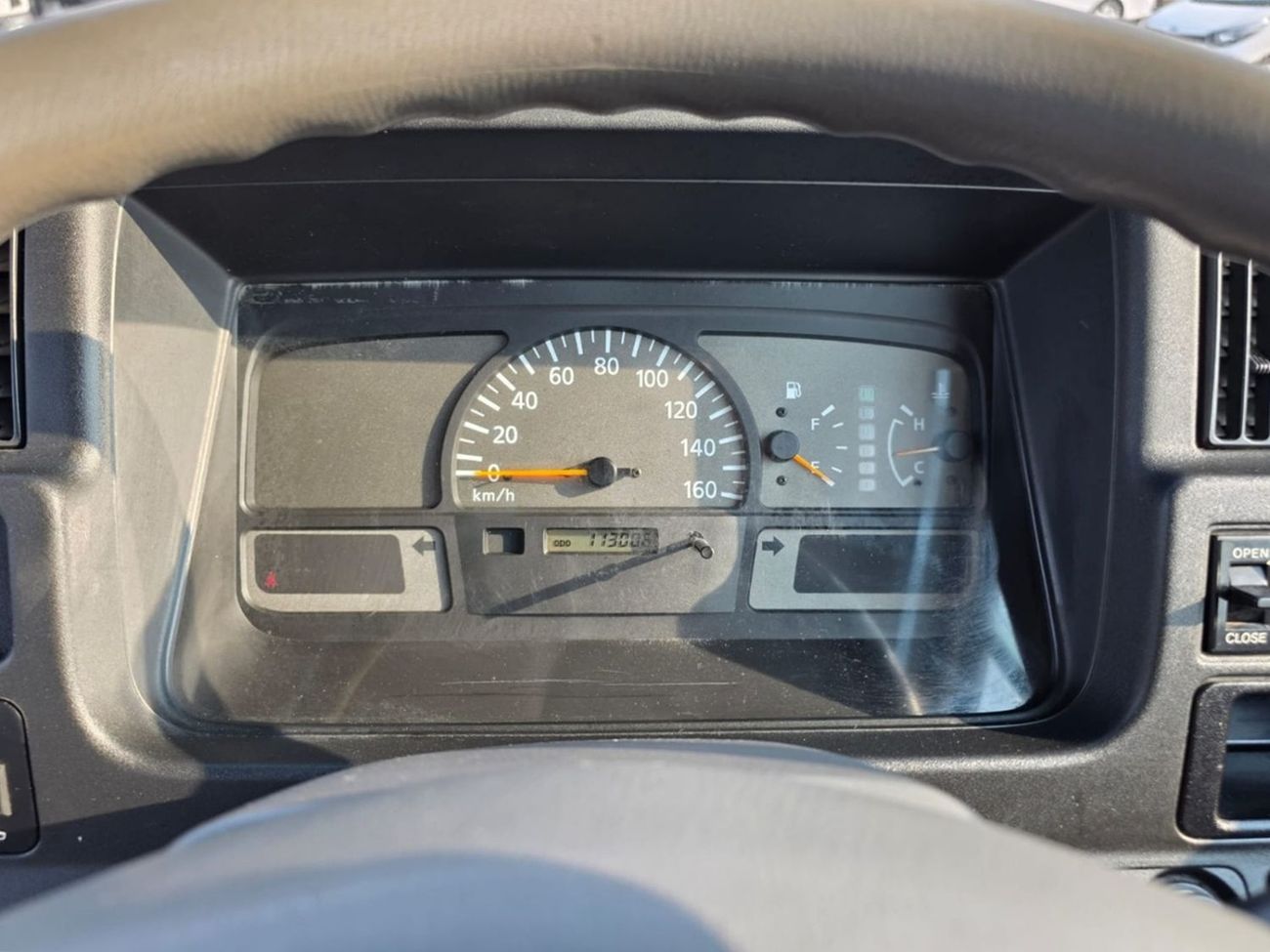 Nissan Civilian NISSAN CIVILIAN BUS RHD 2001 MODEL 4.1 L DIESEL AUTOMATIC(PM05297)