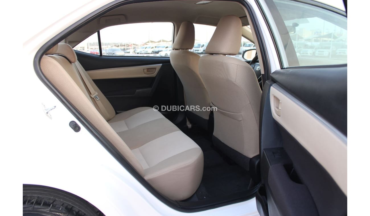 Toyota Corolla Toyota Corolla 2015 1600 GCC in excellent condition without accidents, very clean from inside and ou