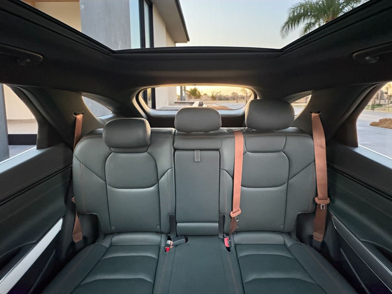 جينيسس GV70 GV70 | 2024 | GCC SPECS | Under Agency Warranty & Service History | AED 3,880 PER MONTH