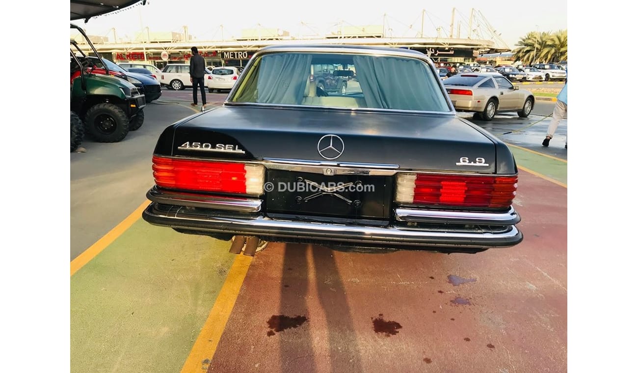 Mercedes-Benz 450 SEL 6.9