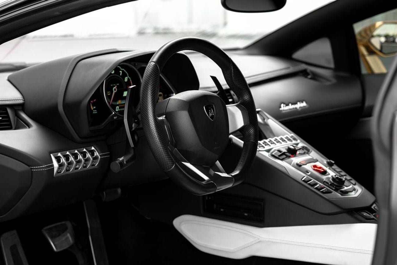 Lamborghini Aventador Roadster LP700 Roadster