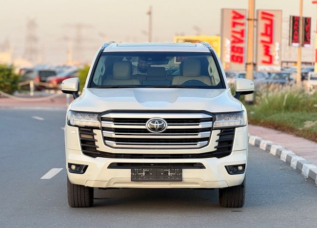 Toyota Land Cruiser 2023 Model GXR Twin Turbo 3.5L Engine Full Option Very Perfect Condition, миниатюра 29