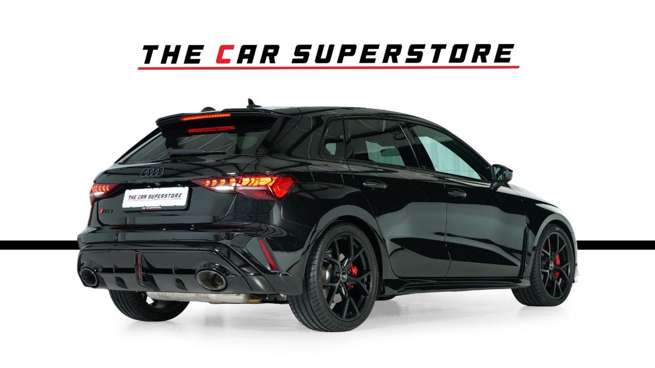 Audi RS3 TFSI SPORTBACK Metallic Black-Alcantra Trim-low Mileage-Warranty & Service Packages Available
