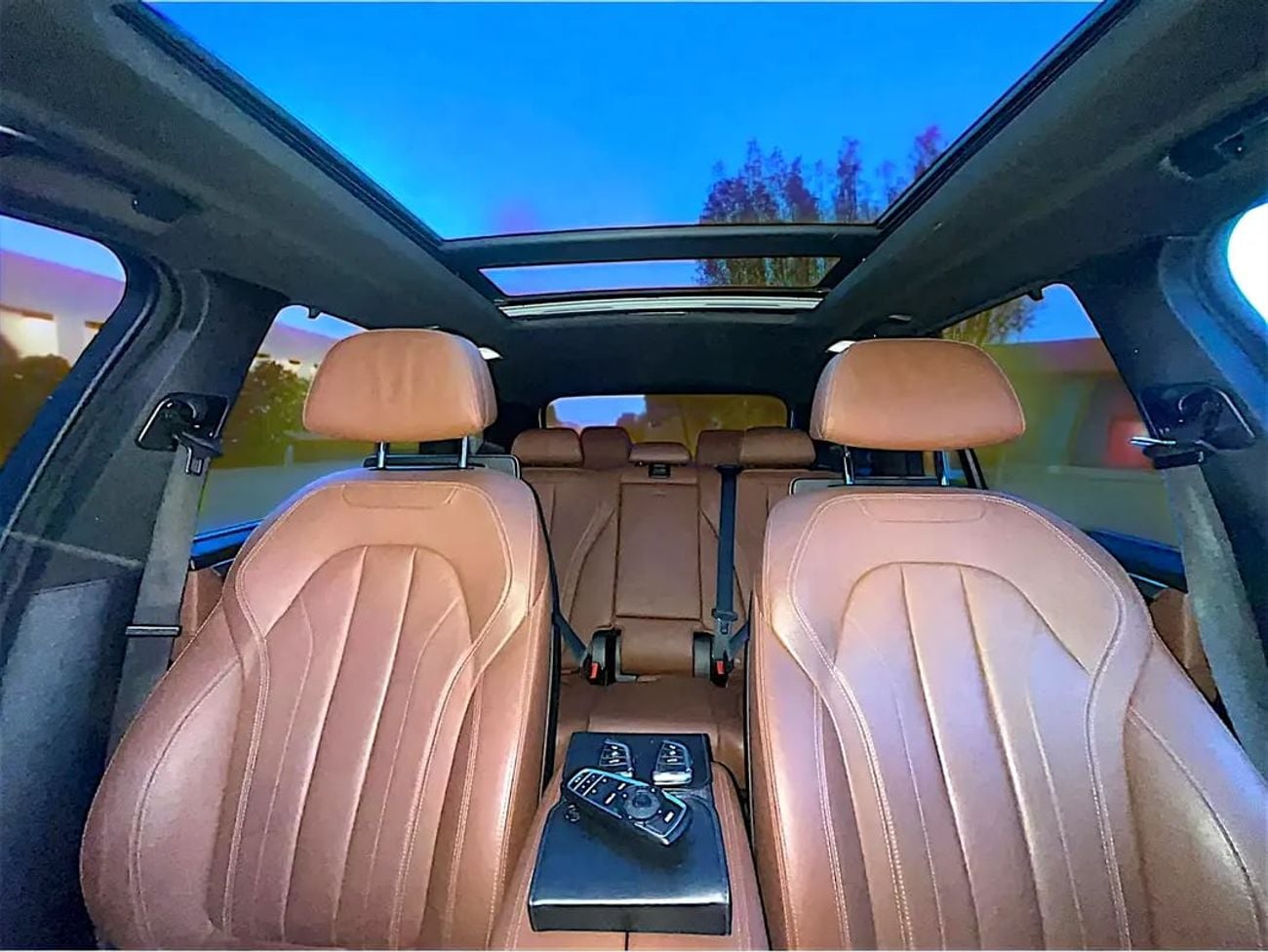 بي أم دبليو X5 50i M SPORT