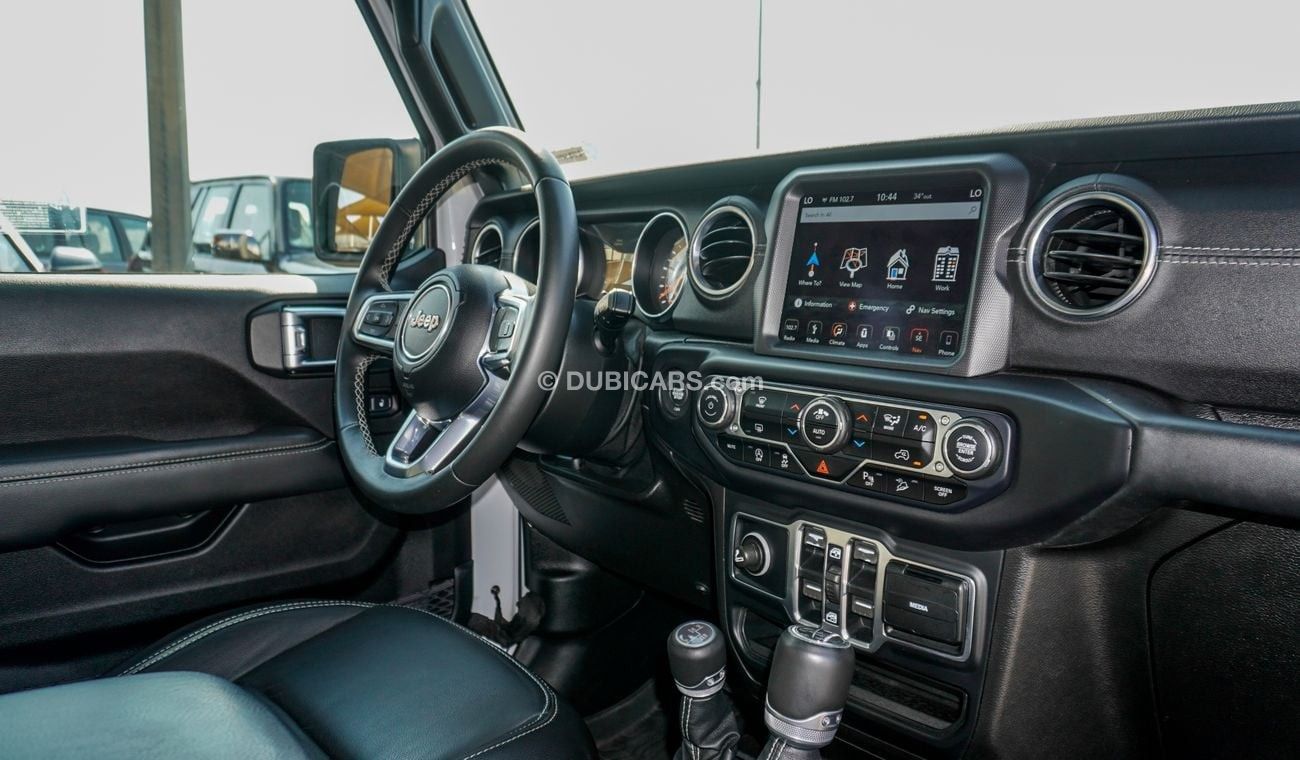 Jeep Wrangler Sahara