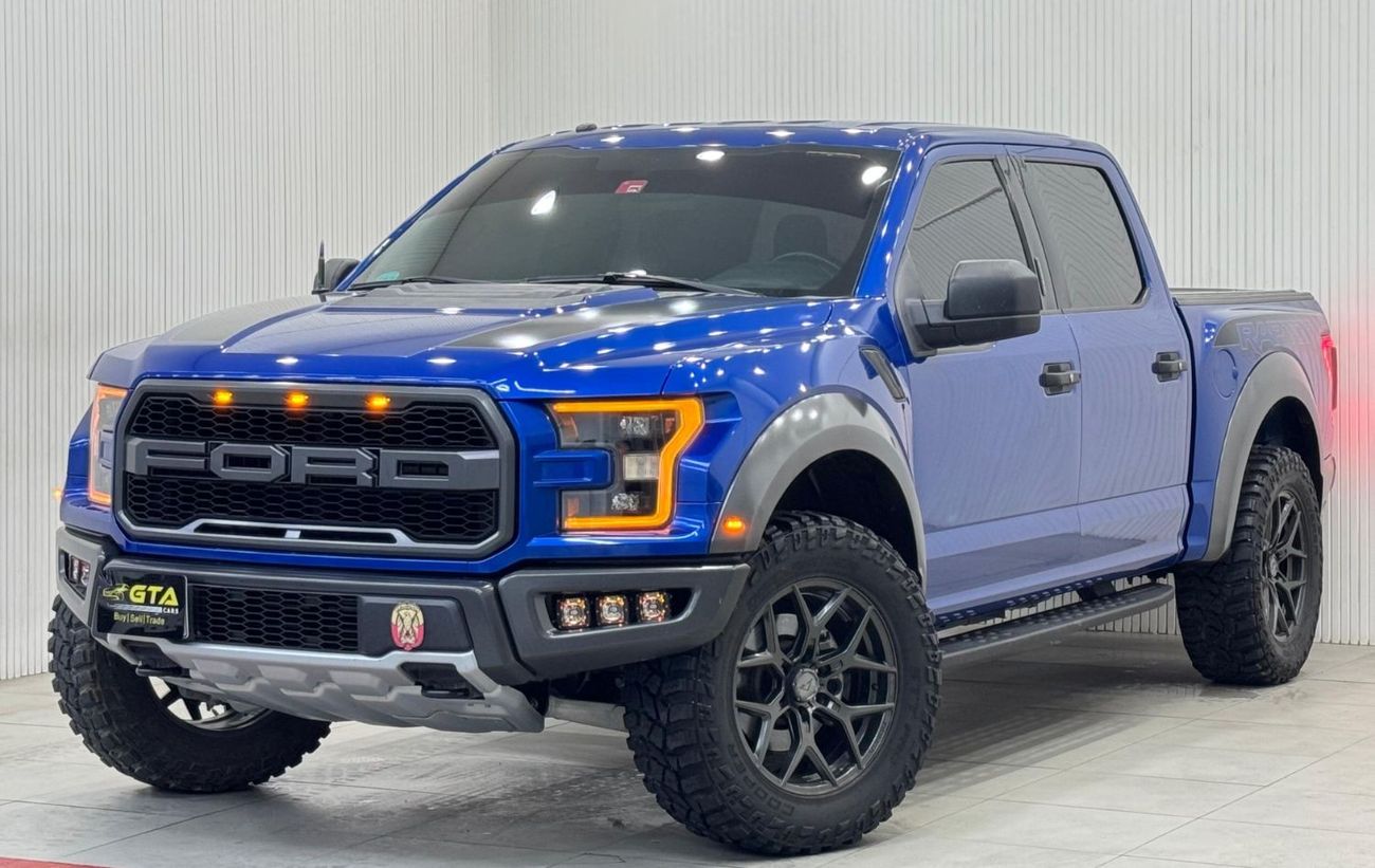 Ford F 150 Raptor 2017 Ford F-150 Raptor SuperCrew 5.5 Box, Agency Warranty Till 2027, Full Service History, GCC