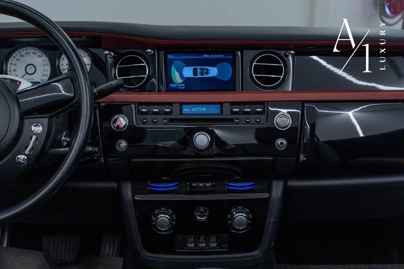 رولز رويس فانتوم 2010 Rolls Royce Phantom Drophead Coupe, Full Service History, Full Option, GCC