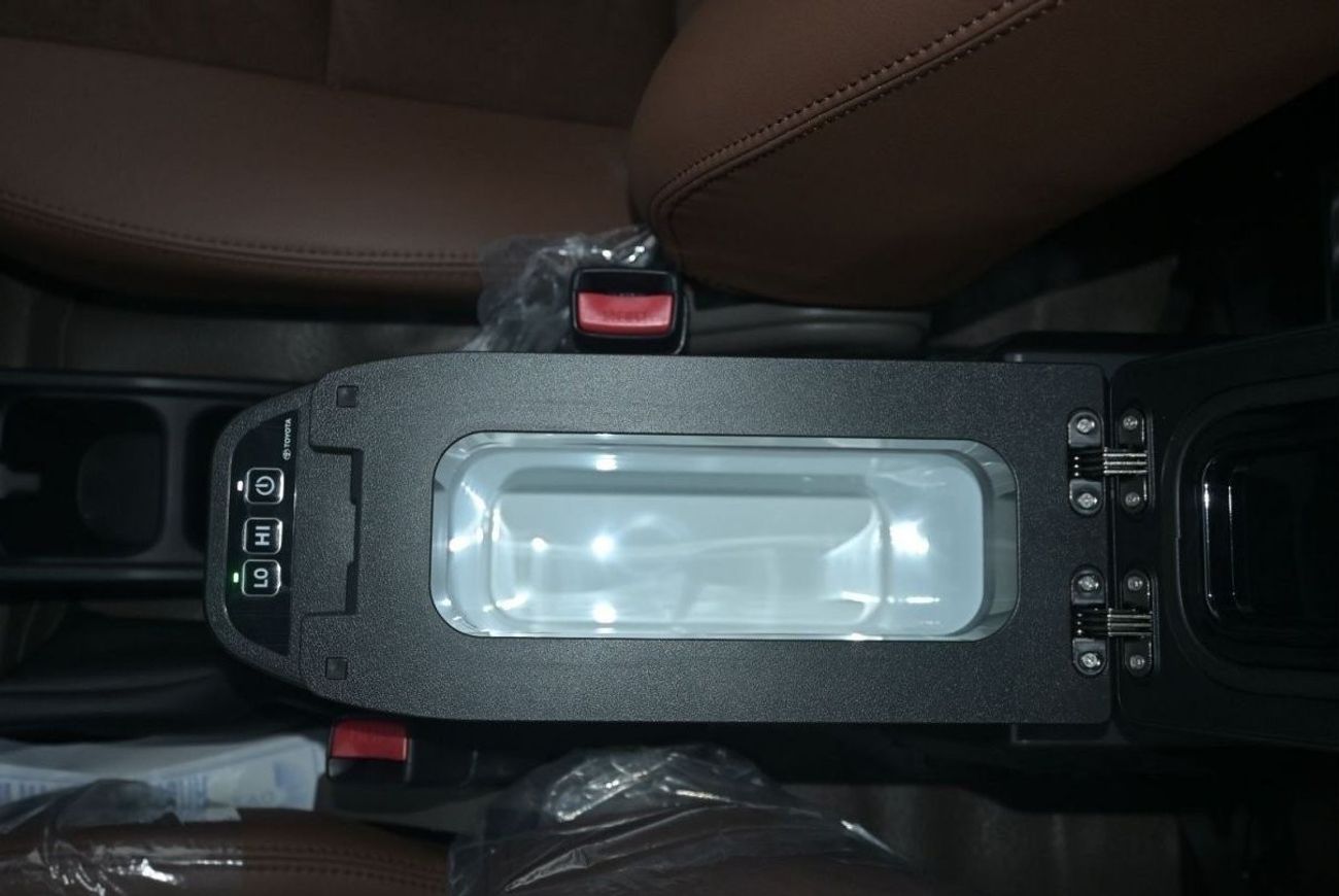 تويوتا لاند كروزر بيك آب TOYOTA LAND CRUISER PICK UP SINGLE CAB 2.8L 4WD DIESEL AUTOMATIC 2024 MODEL