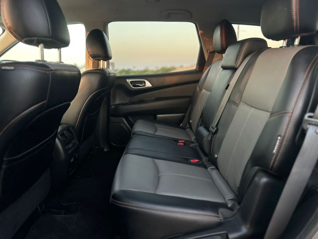 Nissan Pathfinder SL 3.5L (271 HP)