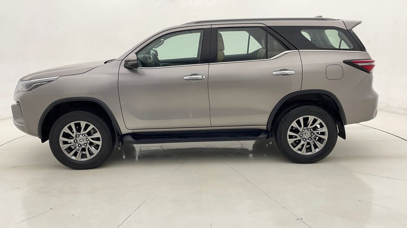 Toyota Fortuner VXR 4 | Zero Down Payment | Home Test Drive