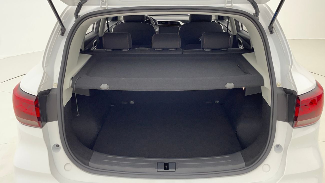 MG ZS STD 1.5 | Zero Down Payment | Home Test Drive