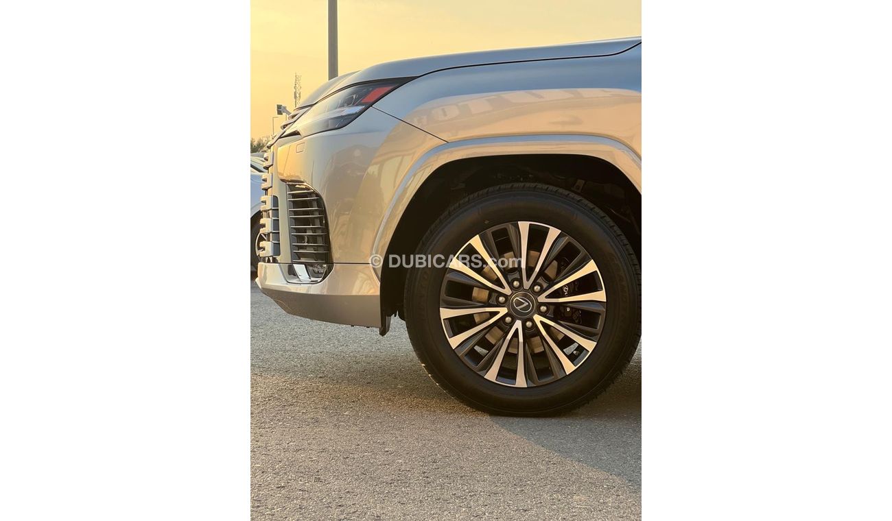 Lexus LX 600 LEXUS LX 600 - PRESTIGE- 2022 MODEL - GCC SPECS - AL FUTTAIM WARRANTY