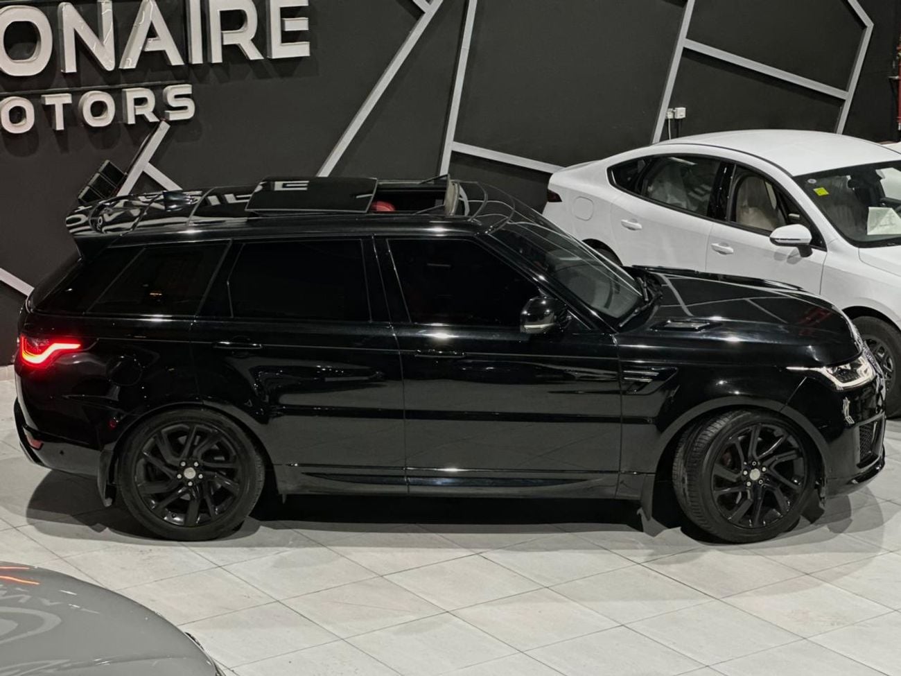 Land Rover Range Rover Sport HSE 3.0L (335 HP) RANGE ROVER SPORT | GCC | 2020 | HSE FULL OPTIONS | VERY GOOD CONDITIONS