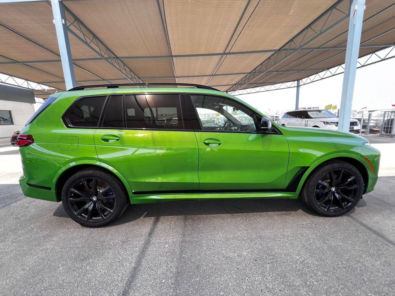 BMW X7 BMW X7 M60i 4.4L V8 2024 MODEL YEAR