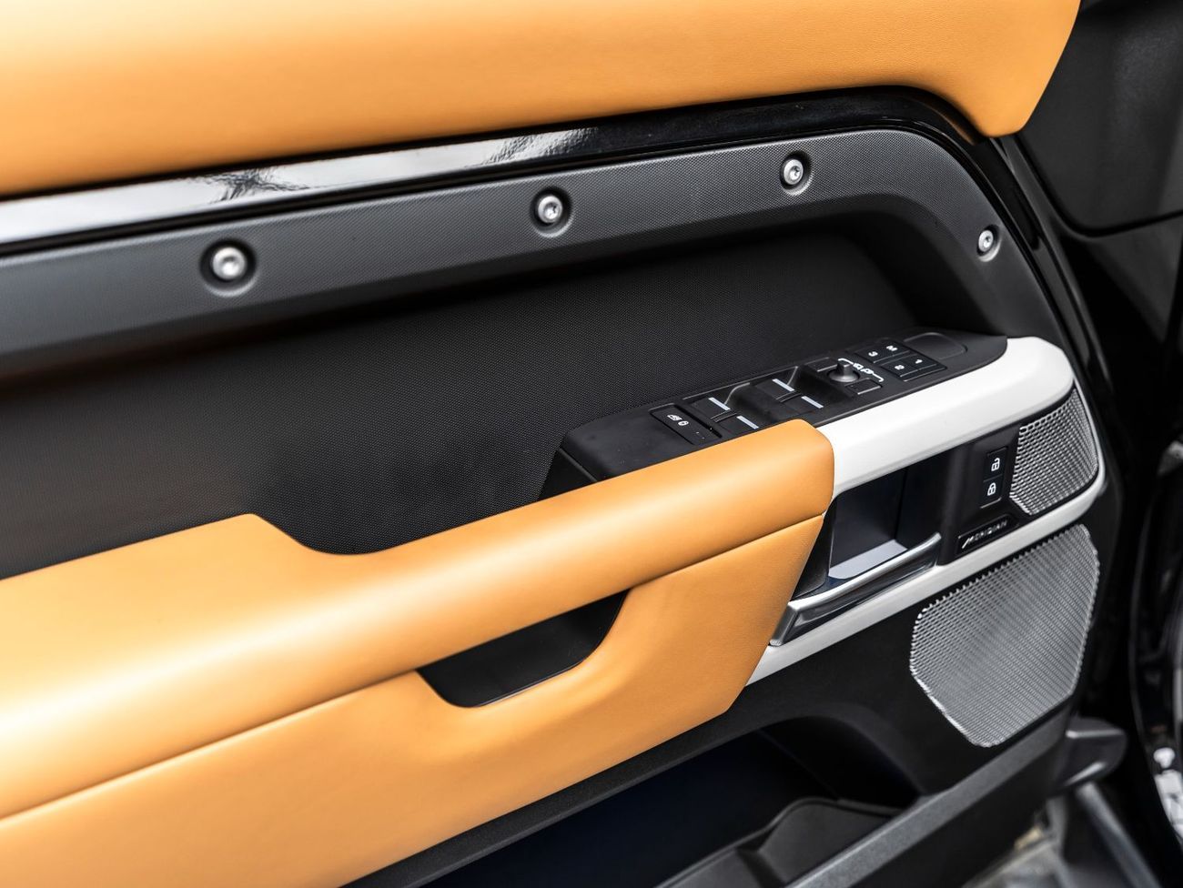 Land Rover Defender 2023 Land Rover Defender 130 P400 HSE, 2028 Warranty + Service History, Low KMs, GCC