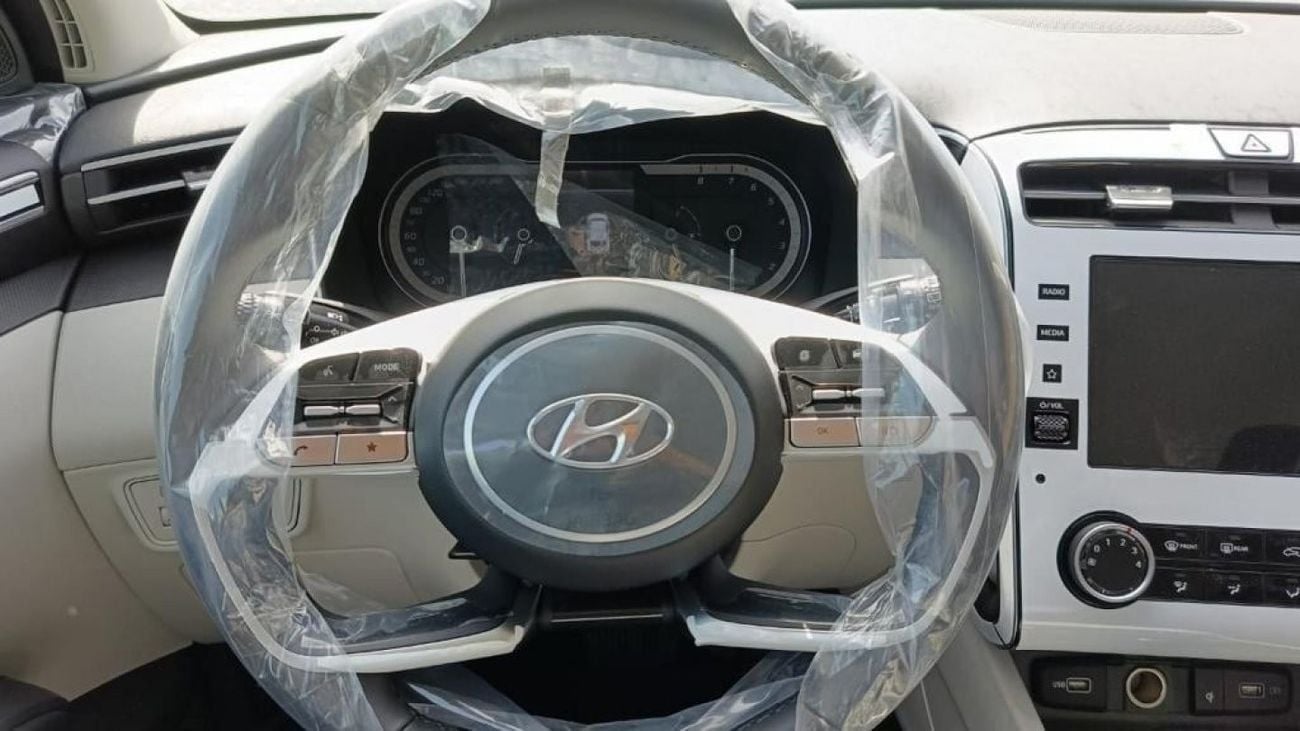 Hyundai Tucson SMART 2.0 L , rims 18