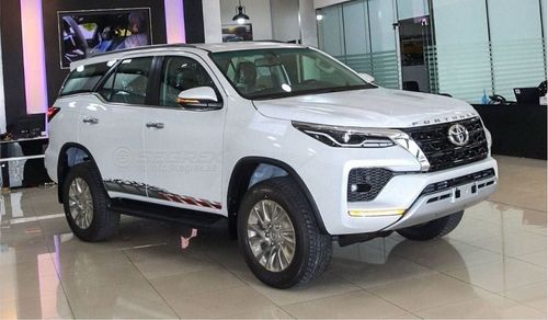 Toyota Fortuner 2024 Model Toyota Fortuner, 4.0L Petrol 4WD 6A/T