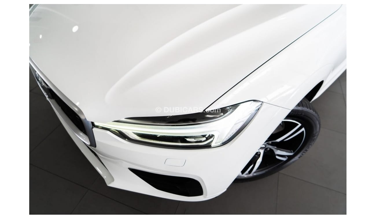 Volvo XC60 R Design 2019 Volvo XC60 T5 R-Design / Full Volvo Service History