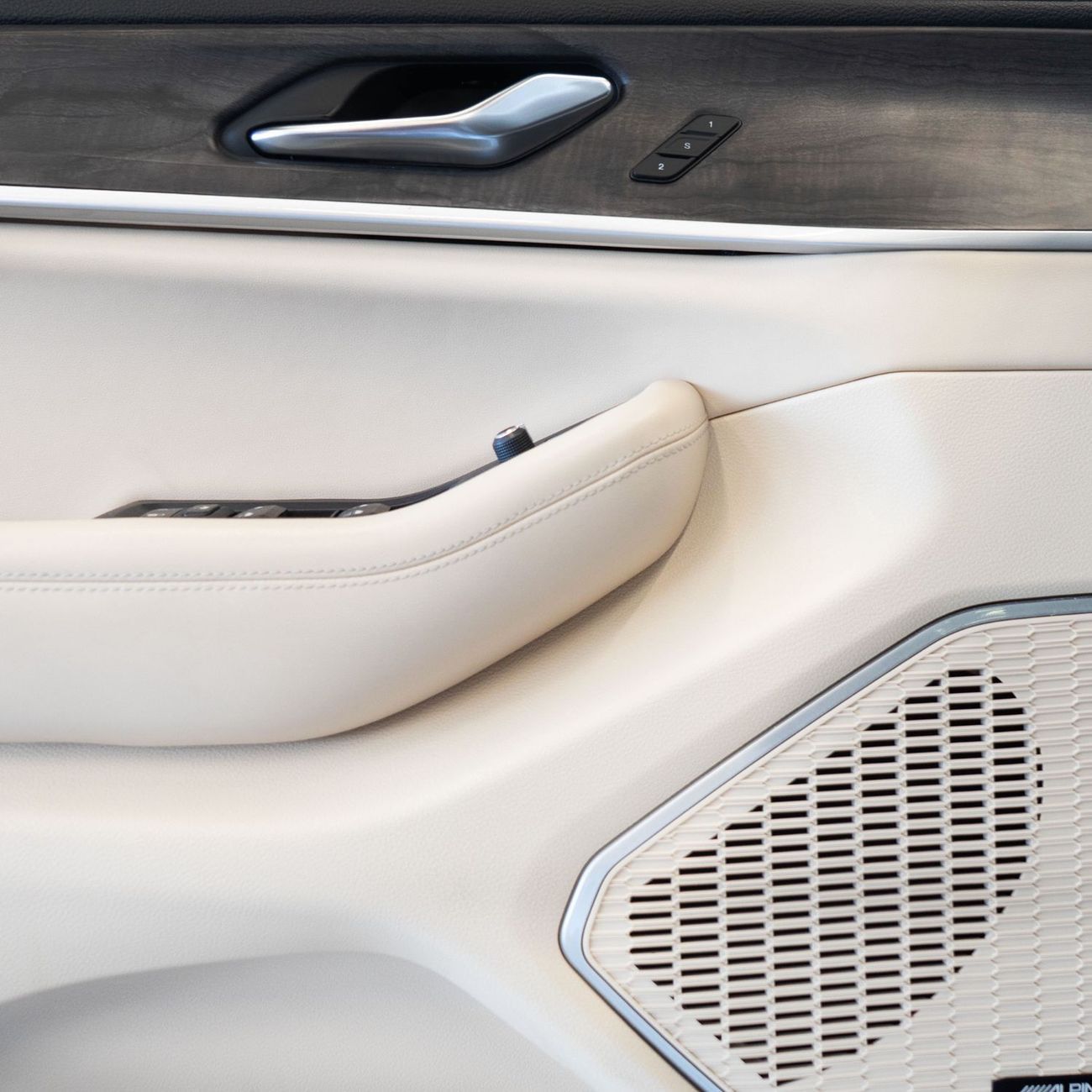 جيب جراند شيروكي L Limited 3.6L AED 2,624 pm • 0% Downpayment • Grand Cherokee L Limited • 1 Year Warranty