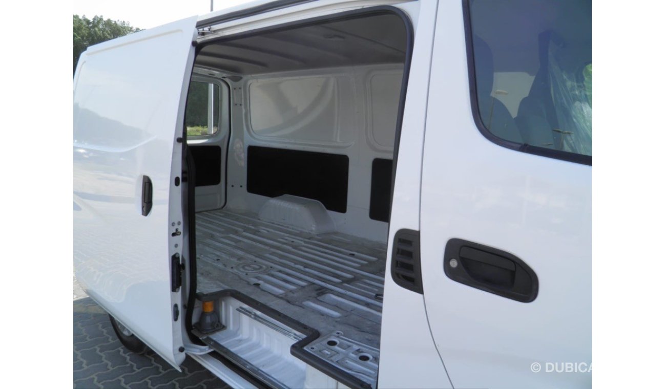 Nissan Urvan 2015 ref#663