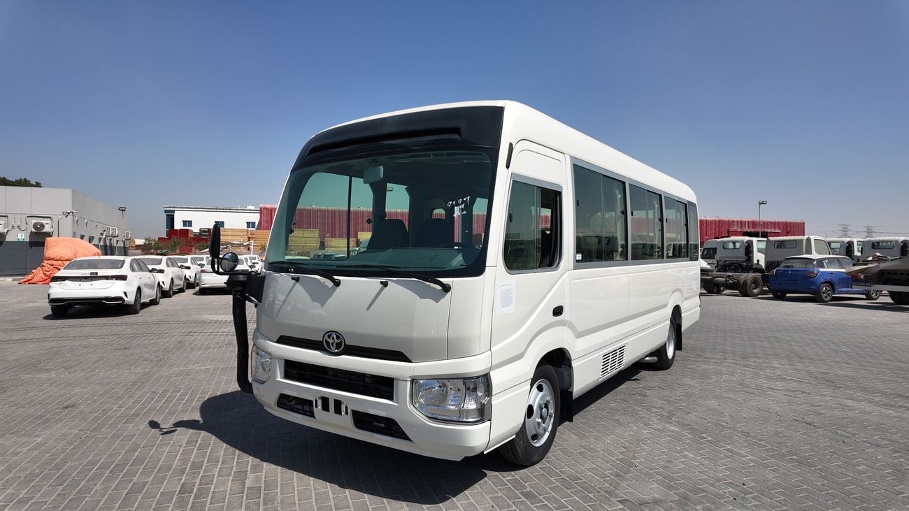 Toyota Coaster 29 Seater  | 4.0 Diesel MT | SNORKEL | 3 POINT BELT SYSTEM