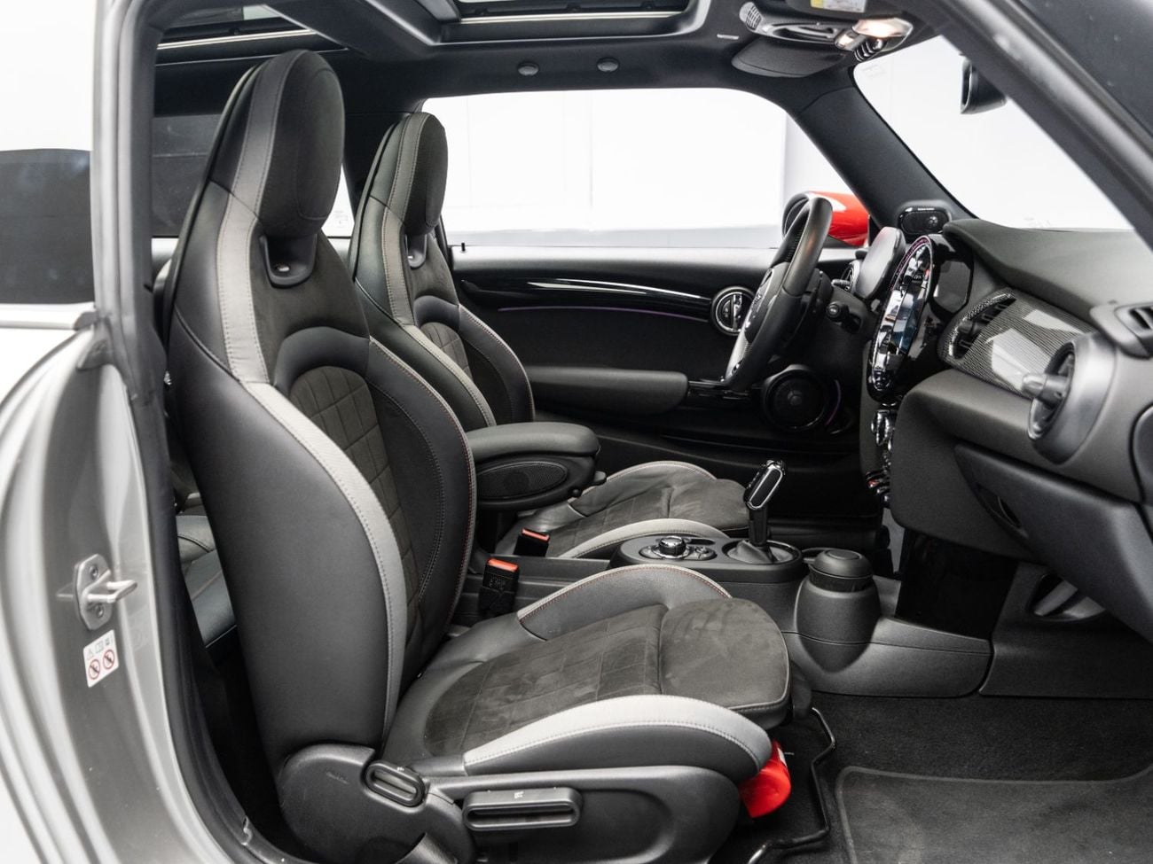 Mini Cooper SUMMER STARTS NOW | EXCLUSIVE DEAL BY BLACKLINE, May 2027 Mini Warranty + Service Contract, GCC