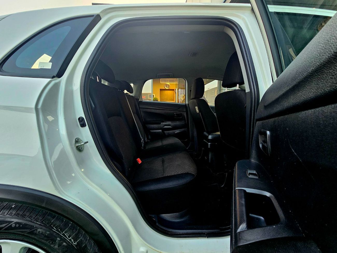 Mitsubishi ASX GCC/ GLX 2.0 V4/ ORIGINAL PAINT/ LOW MILEAGE