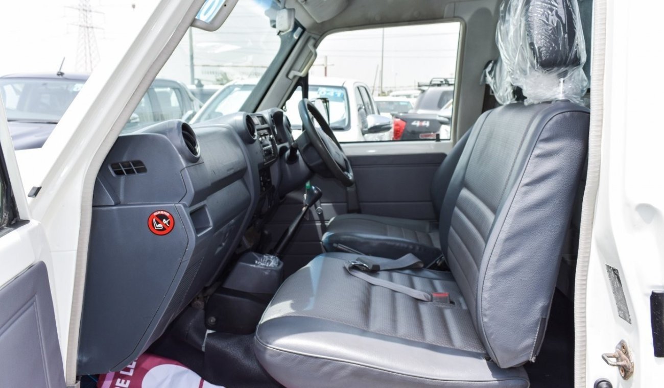 Toyota Land Cruiser Pick Up LX V8 diesel Clean car Full option