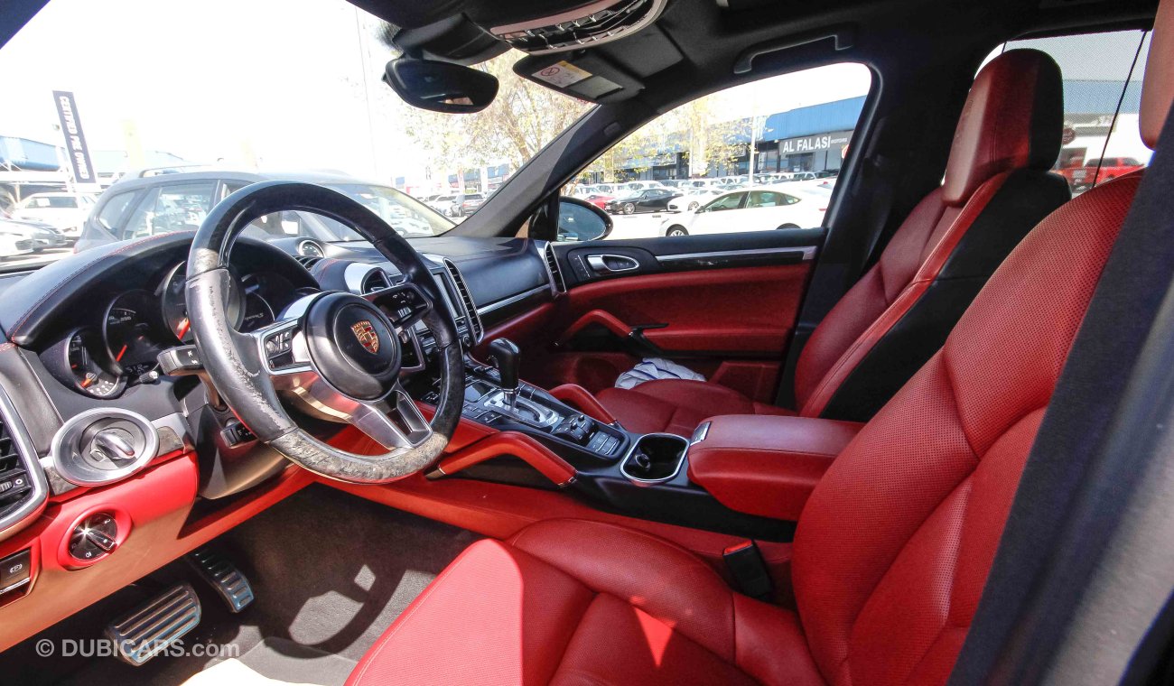 Porsche Cayenne With Cayenne S badge