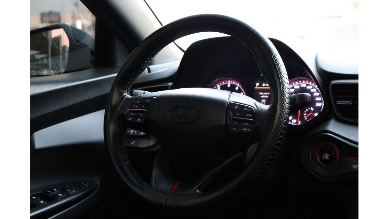 هيونداي فيلوستر Hyundai Veloster Sport Turbo / 2020 / GCC / 1.6T / Free Accident