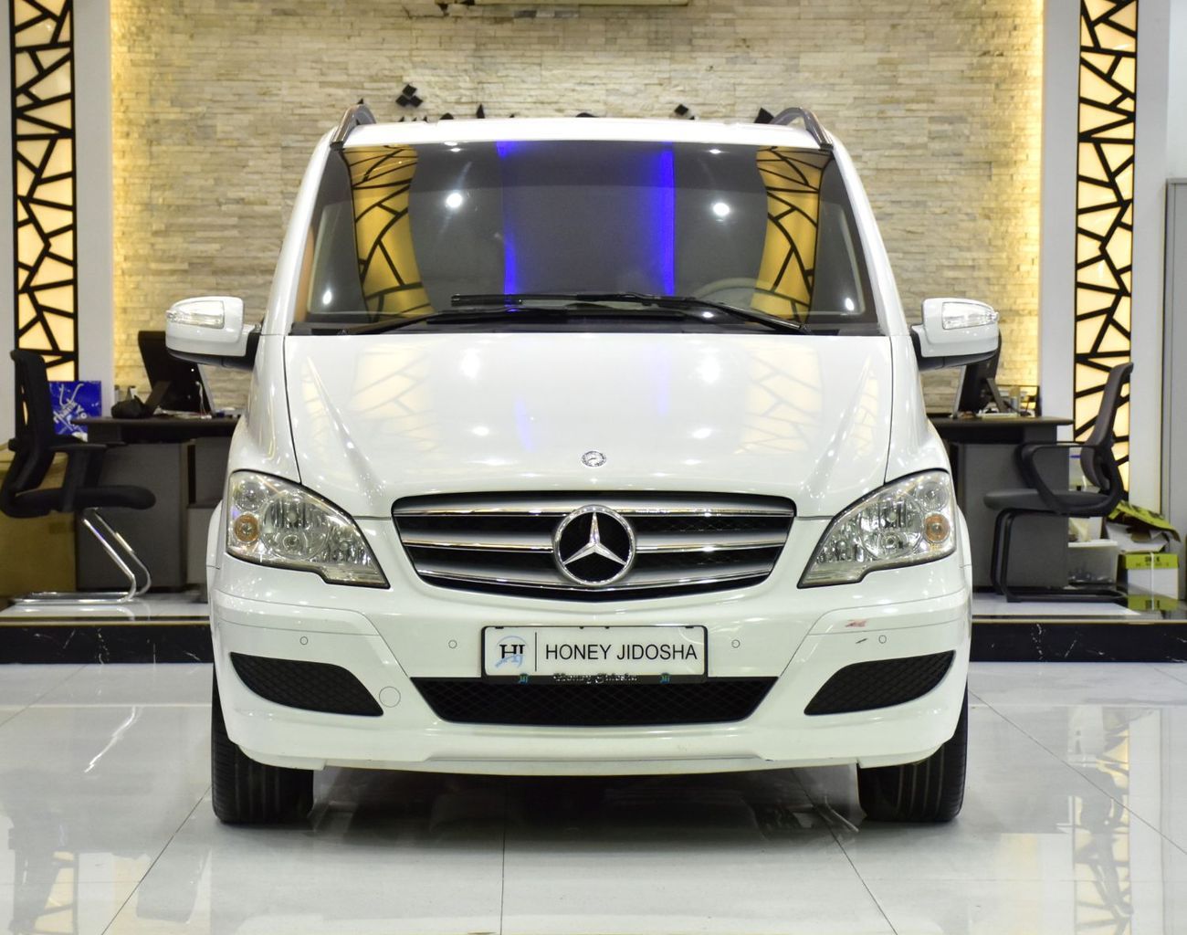 Mercedes-Benz Viano EXCELLENT DEAL for our Mercedes Benz Viano ( 2015 Model ) in White Color GCC Specs