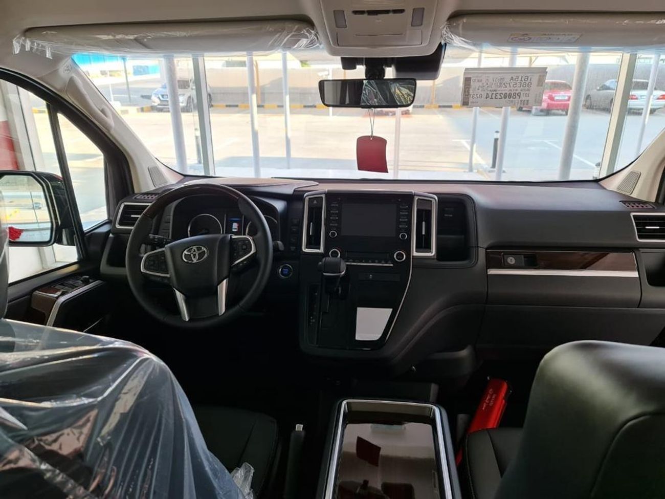 Toyota Granvia 3.5L Premium