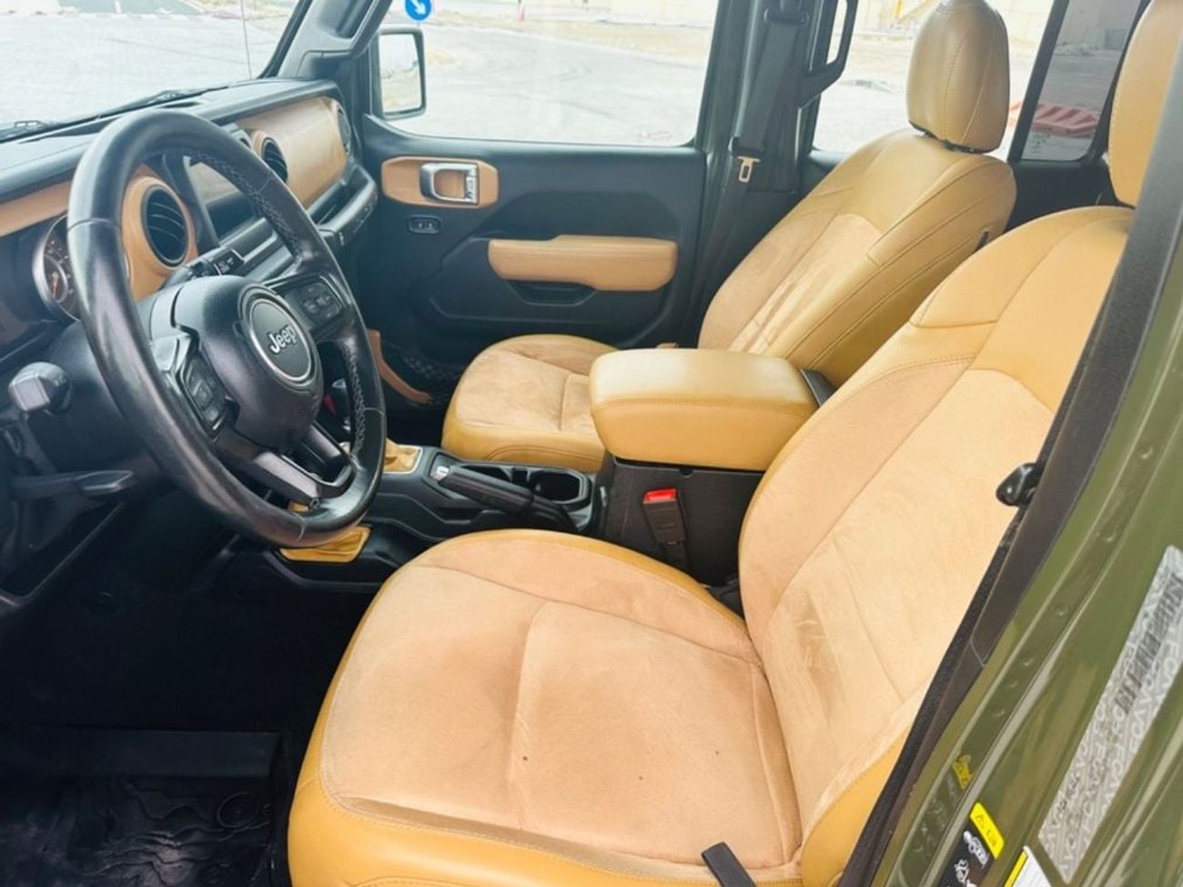 Jeep Wrangler Sport 3.6L M/T MODEL 2021 GCC CAR PERFECT CONDITION INSIDE AND OUTSIDE FULL OPTION