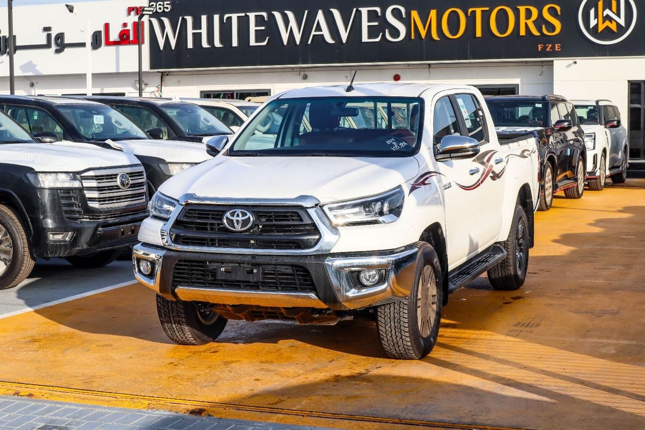 تويوتا هيلوكس Toyota Hilux (TGN126) 2.7L Pick-Up 4WD Double Cab – 2026 Model (A/T, White exterior, Red interior, w